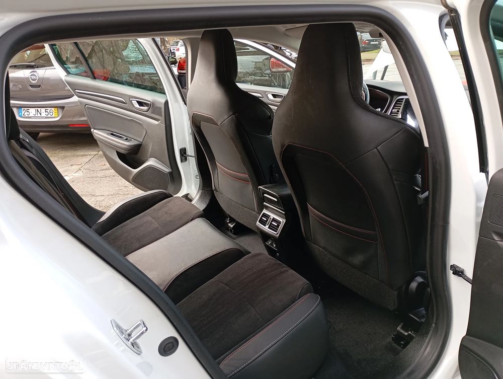 Renault Mégane Sport Tourer 1.6 E-Tech Plug-In Hybrid R.S. Line - 12