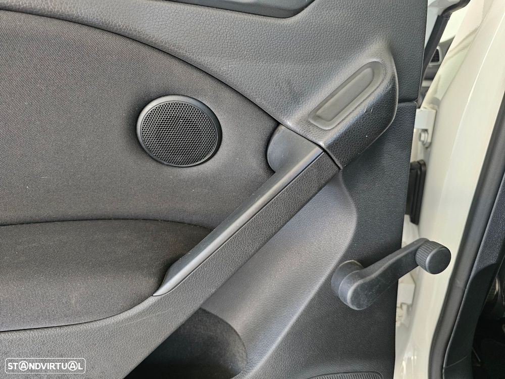 VW Golf 1.6 TDi DPF BlueMotion Comfortline - 13