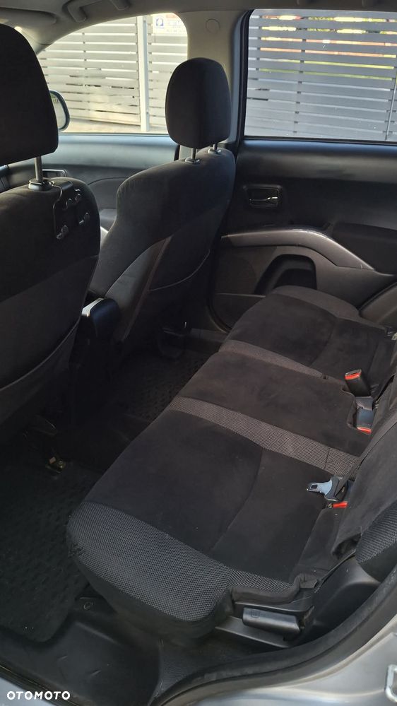 Mitsubishi Outlander 2.4 2WD - 14