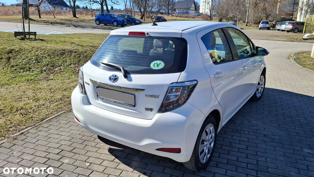 Toyota Yaris 1.5 VVT-i Comfort - 6