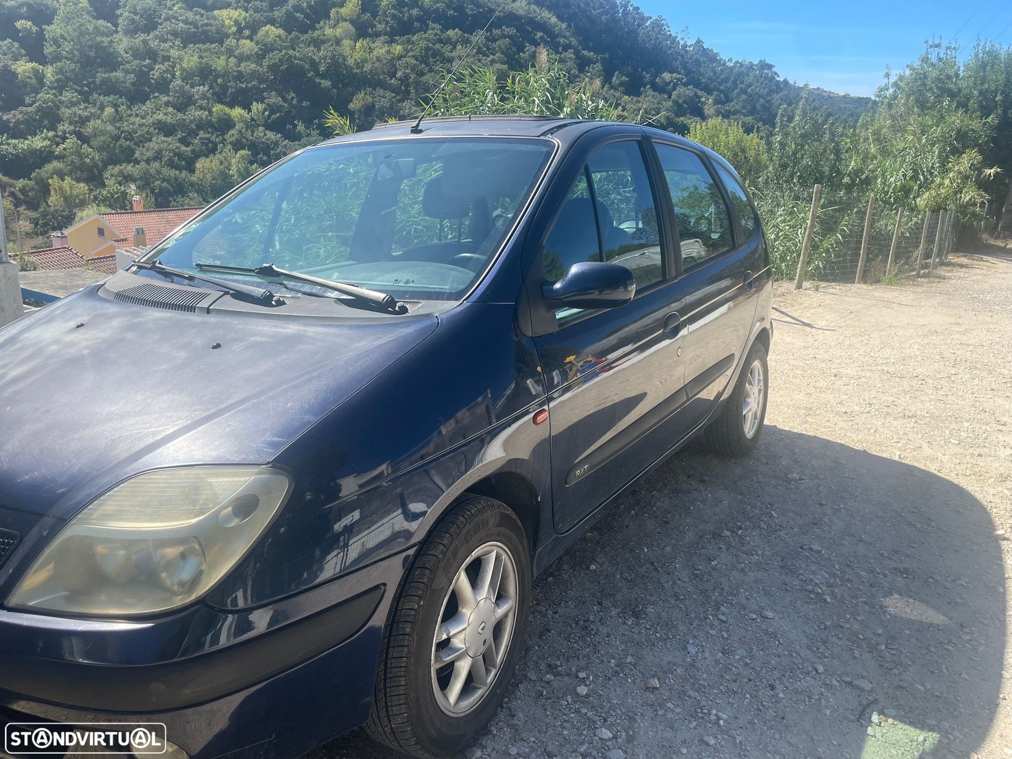 Renault Mégane Scénic - 1