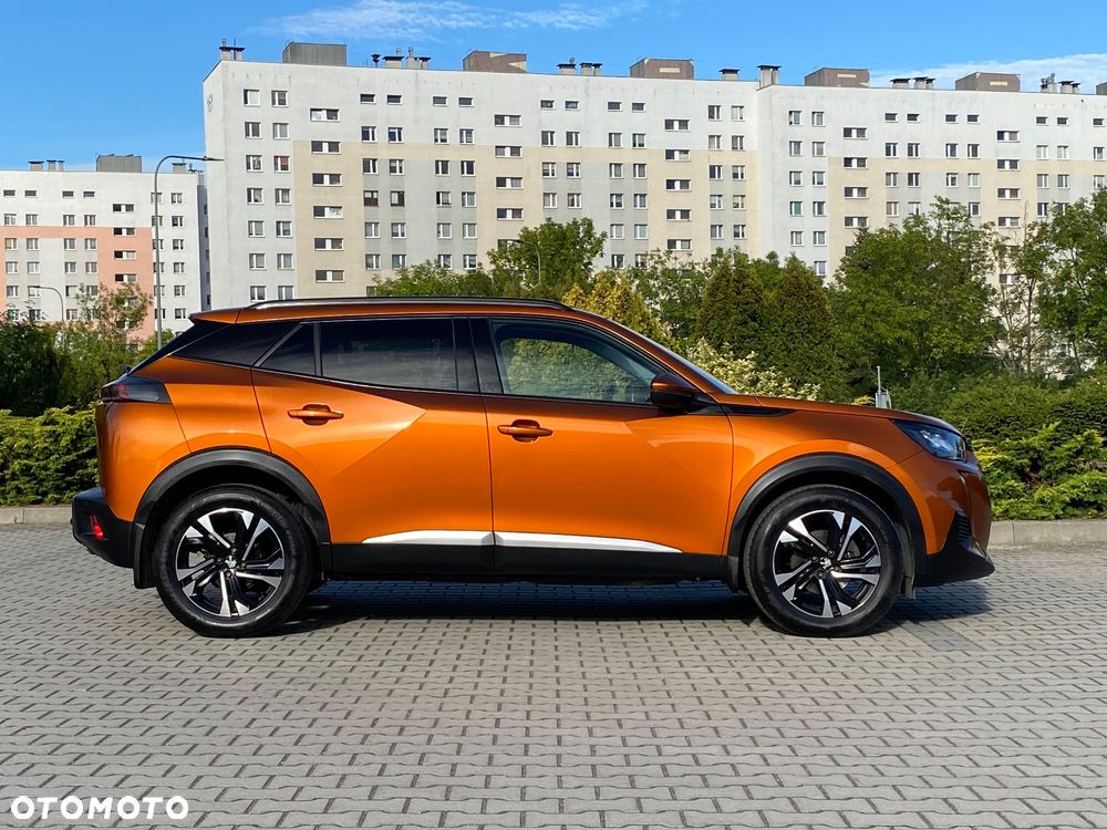Peugeot 2008 1.5 BlueHDi Allure S&S - 17