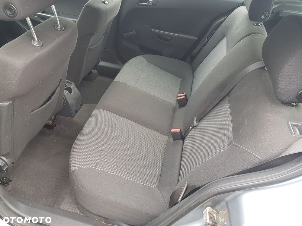 Opel Astra 1.7 CDTI DPF Edition - 10