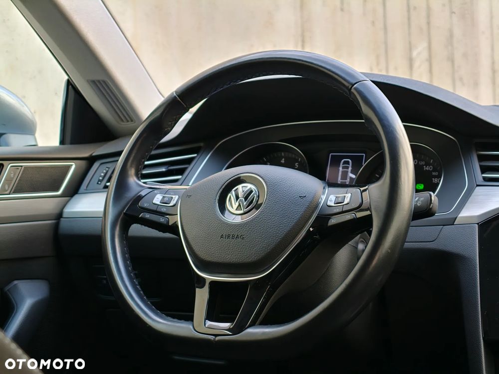 Volkswagen Arteon 2.0 TSI Essence DSG - 23