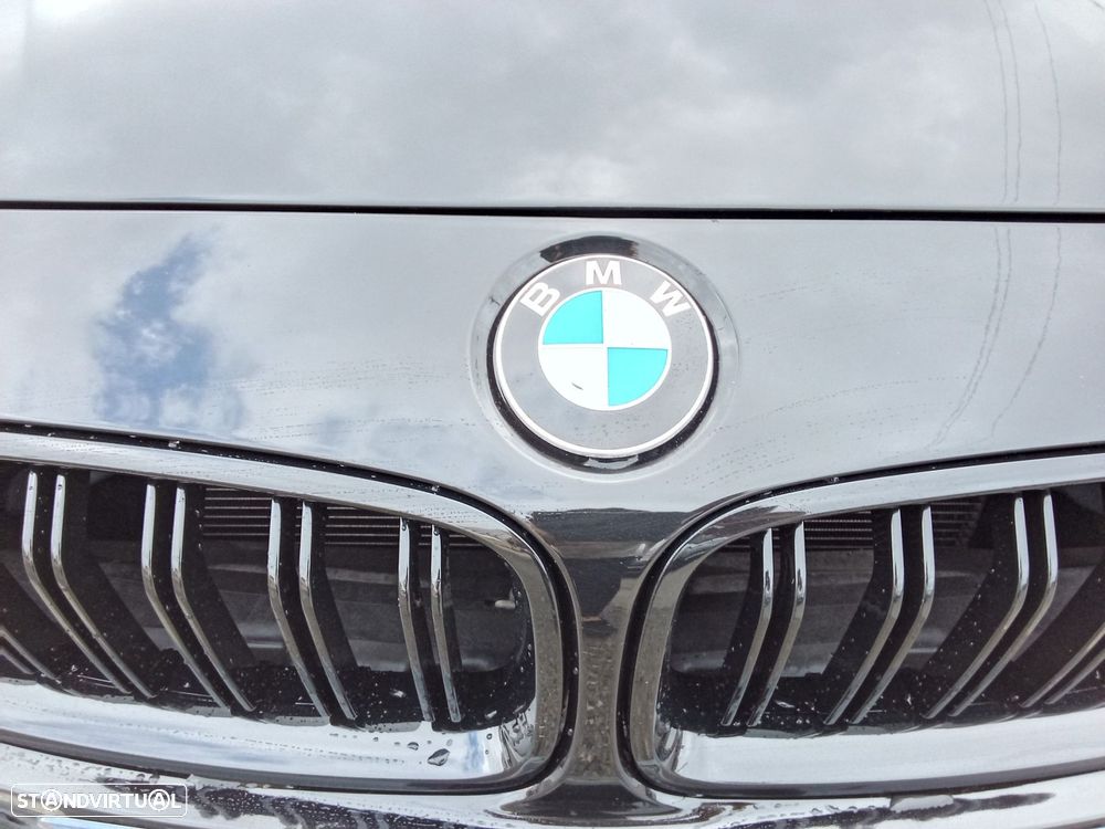 BMW 318 d Line Sport - 11