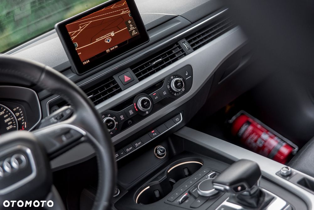 Audi A4 Avant 2.0 TDI S tronic design - 16