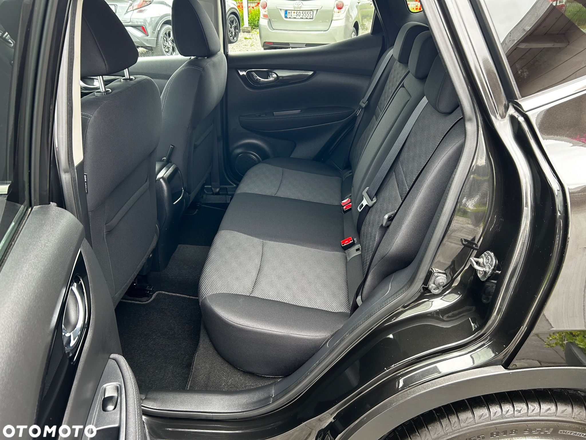 Nissan Qashqai 1.6 DIG-T N-Connecta - 16
