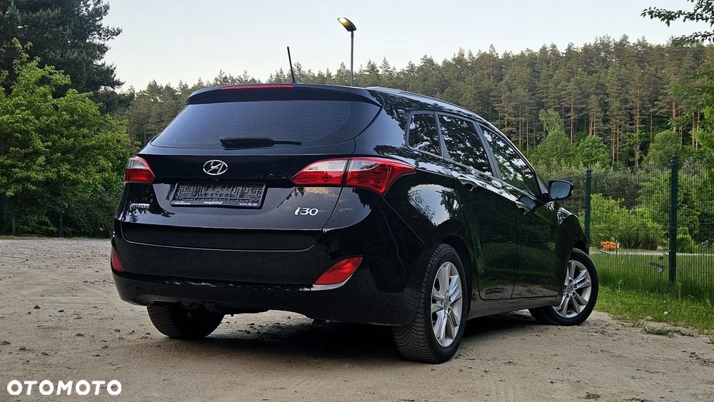 Hyundai i30 1.6 CRDi Automatik Style - 20