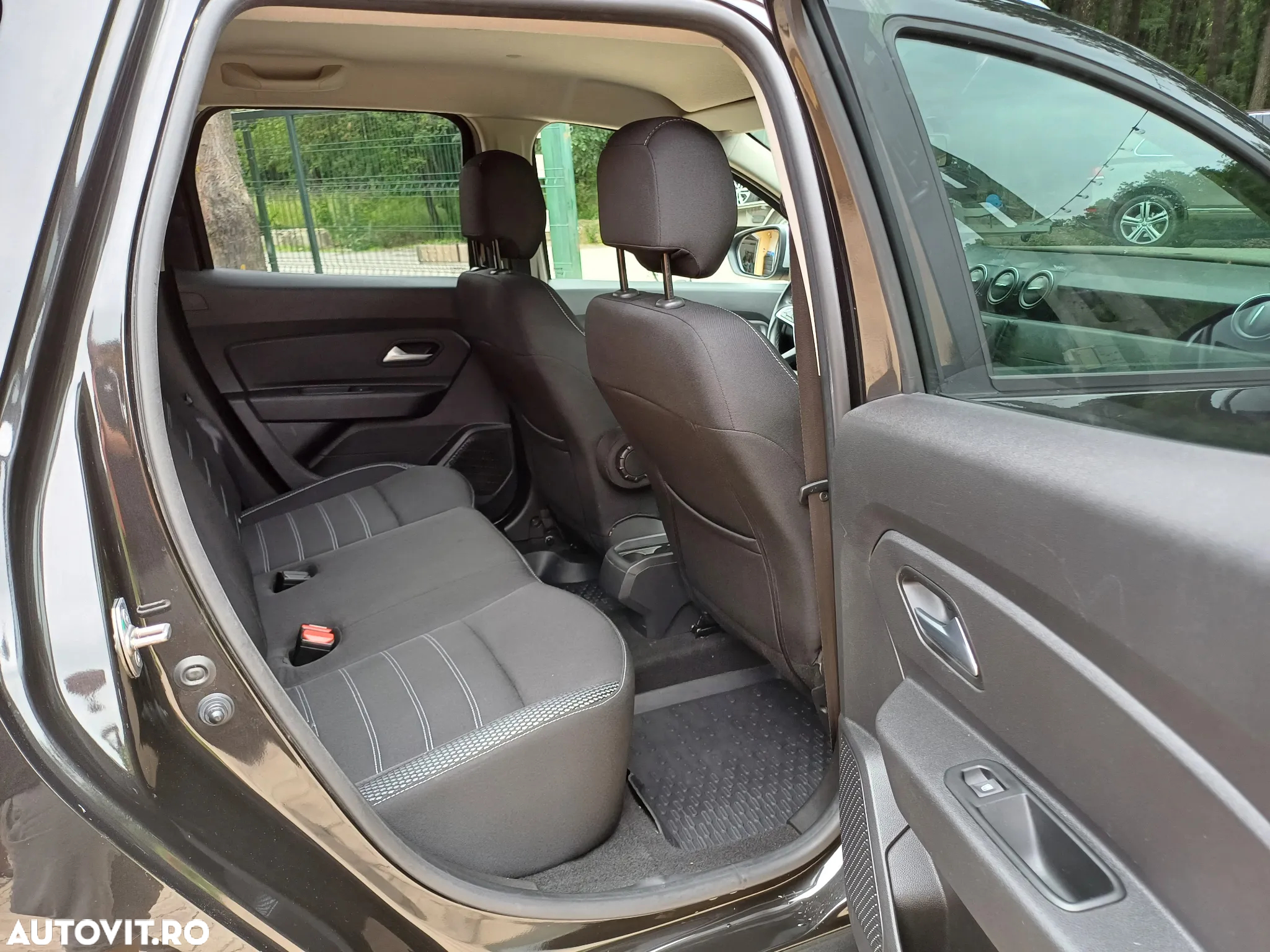 Dacia Duster TCe 150 2WD GPF Prestige - 10