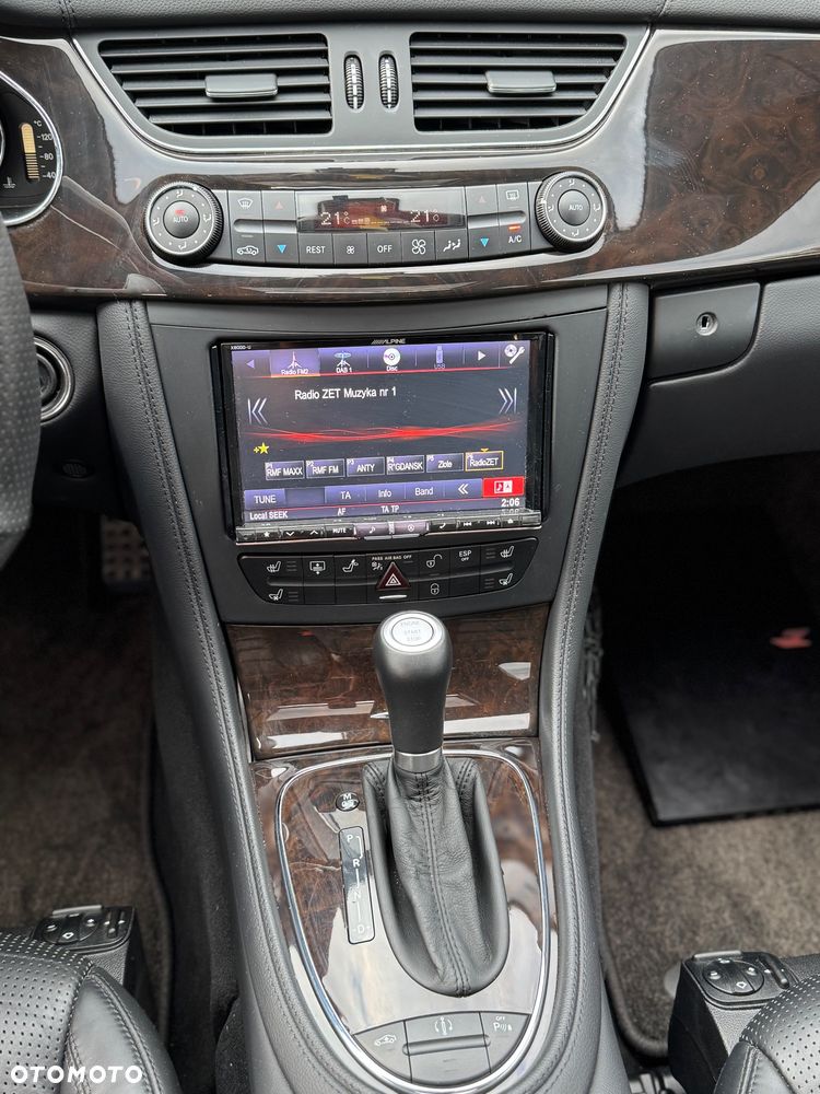 Mercedes-Benz CLS - 10
