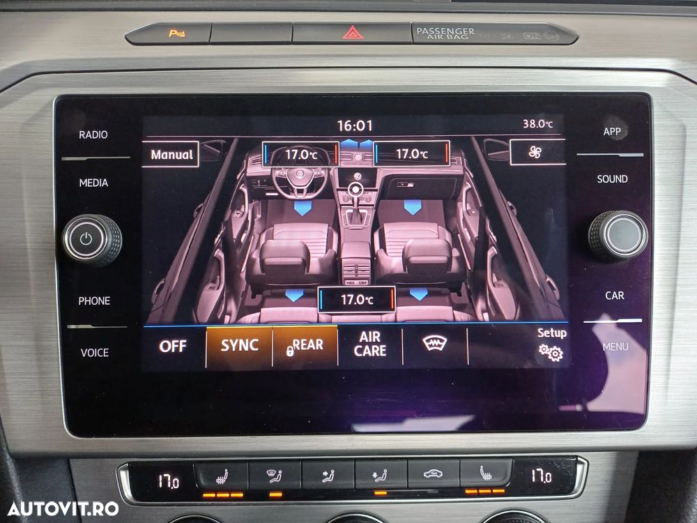 Volkswagen Passat - 22