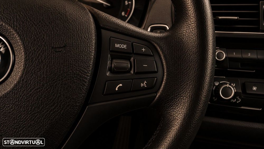 BMW 116 d EfficientDynamics - 24