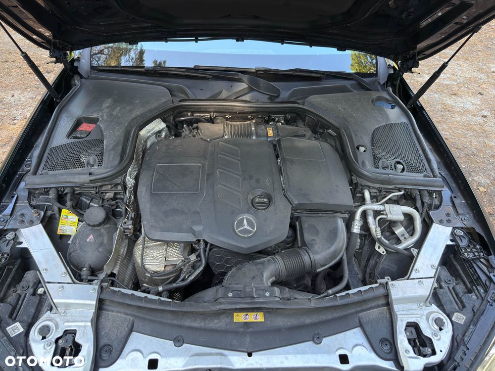Mercedes-Benz Klasa E - 19