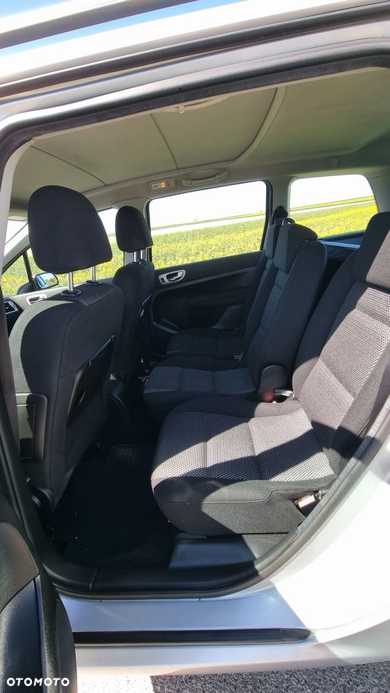 Peugeot 307 HDi SW 135 OXYGO - 17