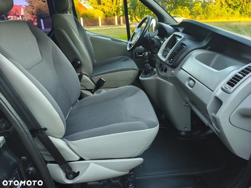 Opel VIVARO - 26