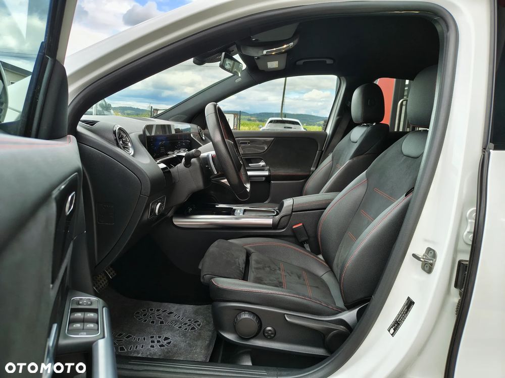 Mercedes-Benz GLA 200 d 8G-DCT Edition AMG Line - 40