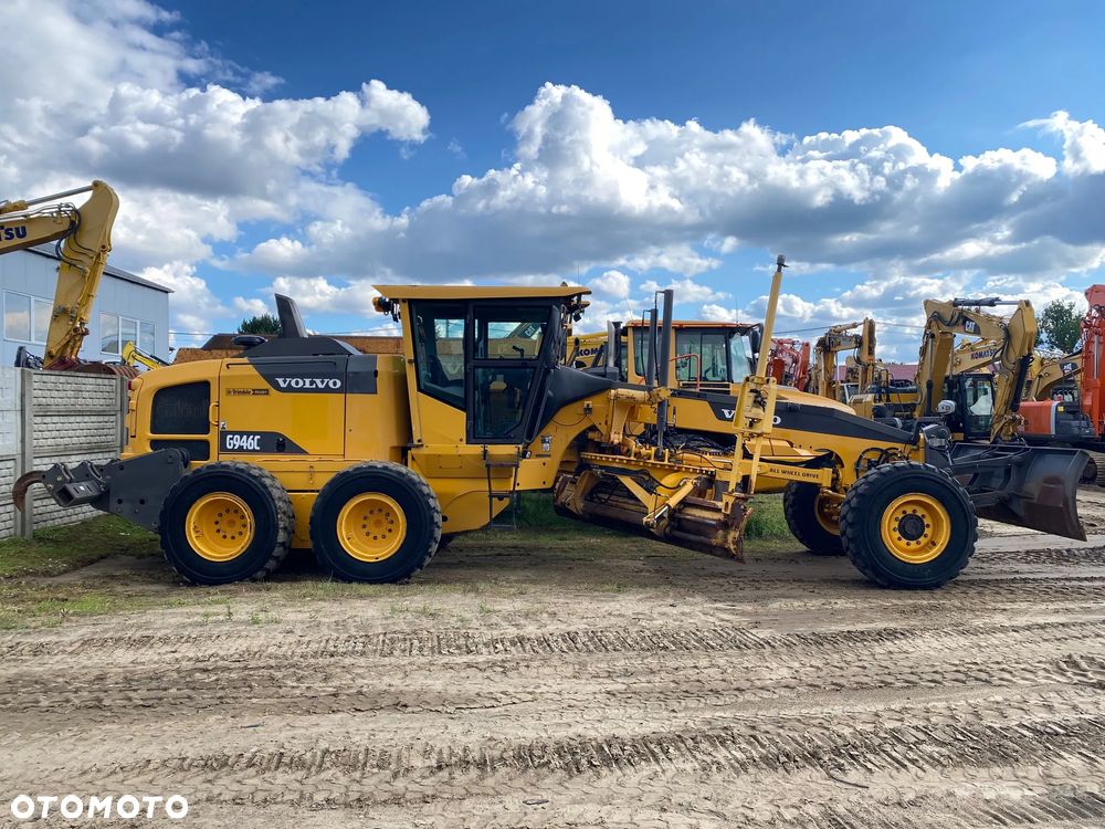 Volvo G946C, 2015 ROK, SYSTEM TRIMBLE 3D + TACHIMETR, NAPĘD 6X6, JOYSTICKI, ZRYWAK, PRZEDNI PŁUG, - 2