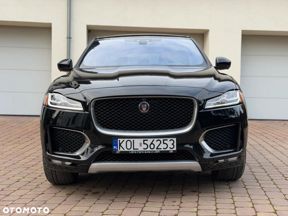 Jaguar F-Pace S AWD - 2