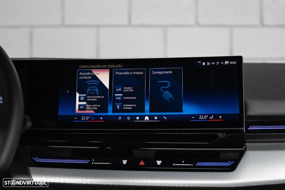 BMW 530 e Pack Desportivo M Pro - 21