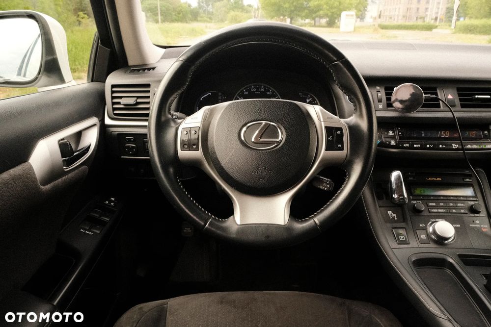 Lexus CT 200h Classic - 11