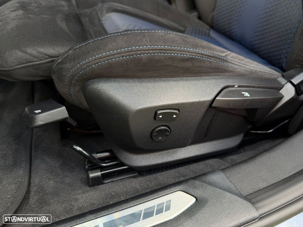 BMW M135i xDrive - 16