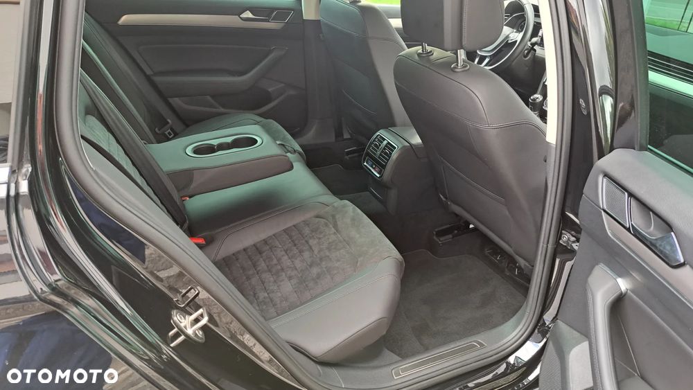 Volkswagen Passat 2.0 TDI BMT Highline - 9