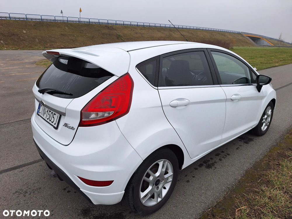 Ford Fiesta 1.6 Ti-VCT Titanium - 6