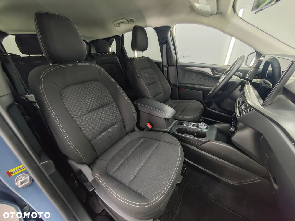 Ford Kuga 1.5 EcoBoost ST-LINE - 20