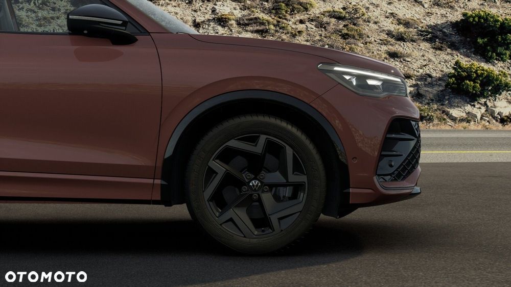 Volkswagen Tiguan - 8