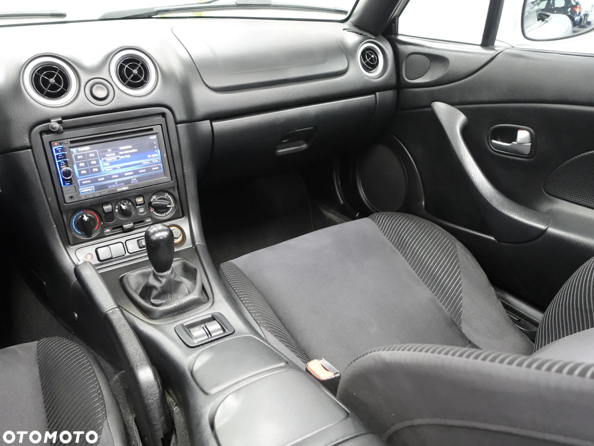 Mazda MX-5 1.6i 16V - 35