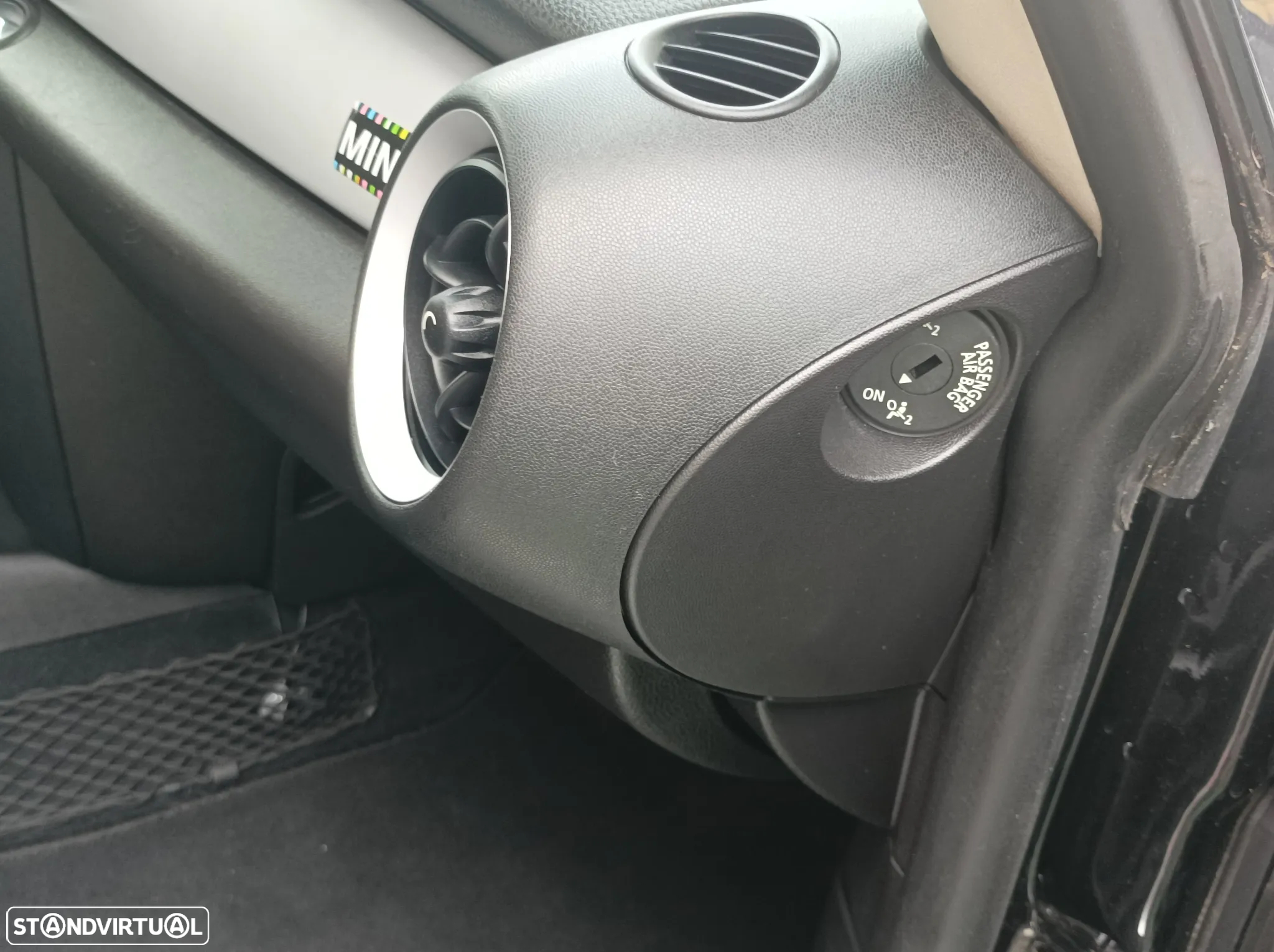 MINI 3 Portas One D - 27