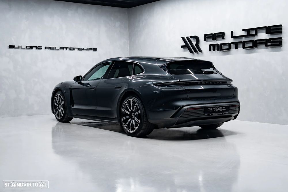 Porsche Taycan Sport Turismo Standard - 9