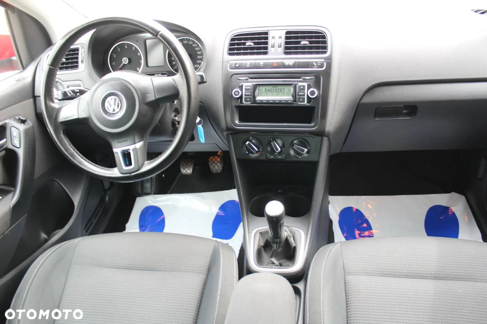 Volkswagen Polo - 14