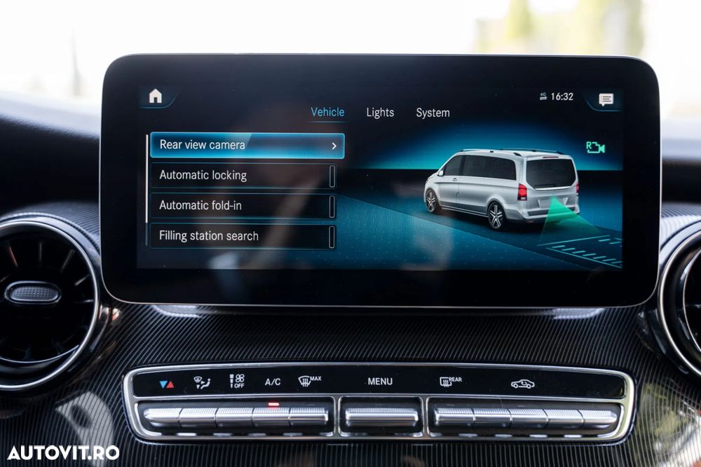 Mercedes-Benz V 220 d lang 9G-TRONIC Exclusive - 29