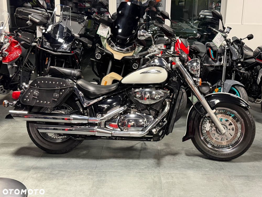 Suzuki VL 800 Volusia - 3