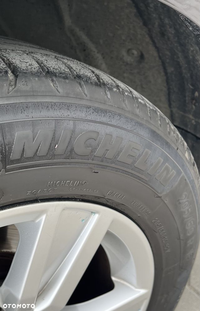 Audi A4 Limousine - 15