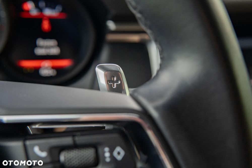Porsche Macan Standard - 19