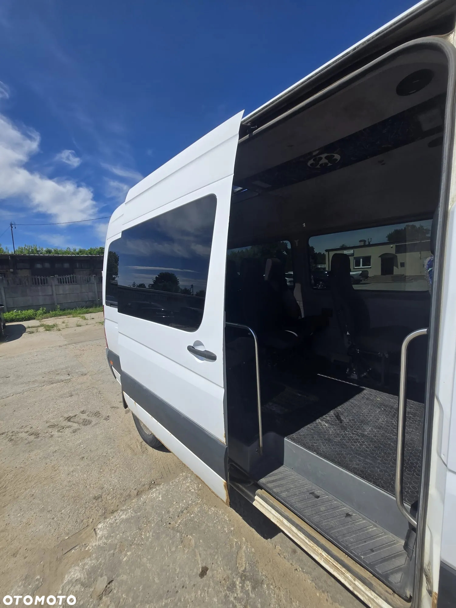 Mercedes-Benz Sprinter - 7