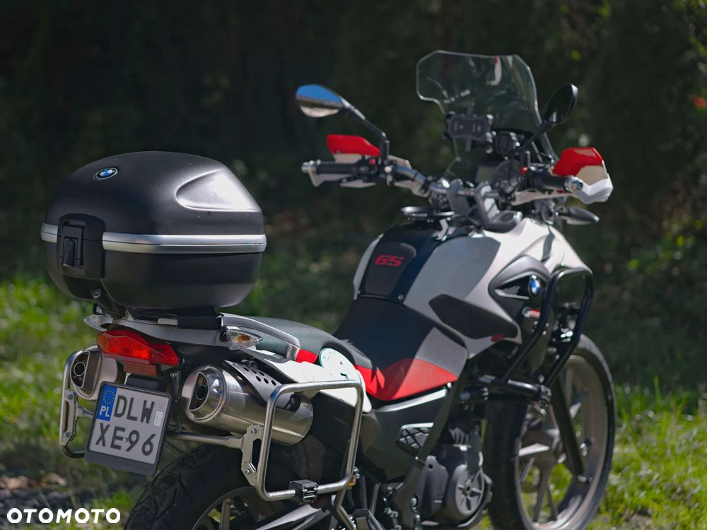 BMW G - 32
