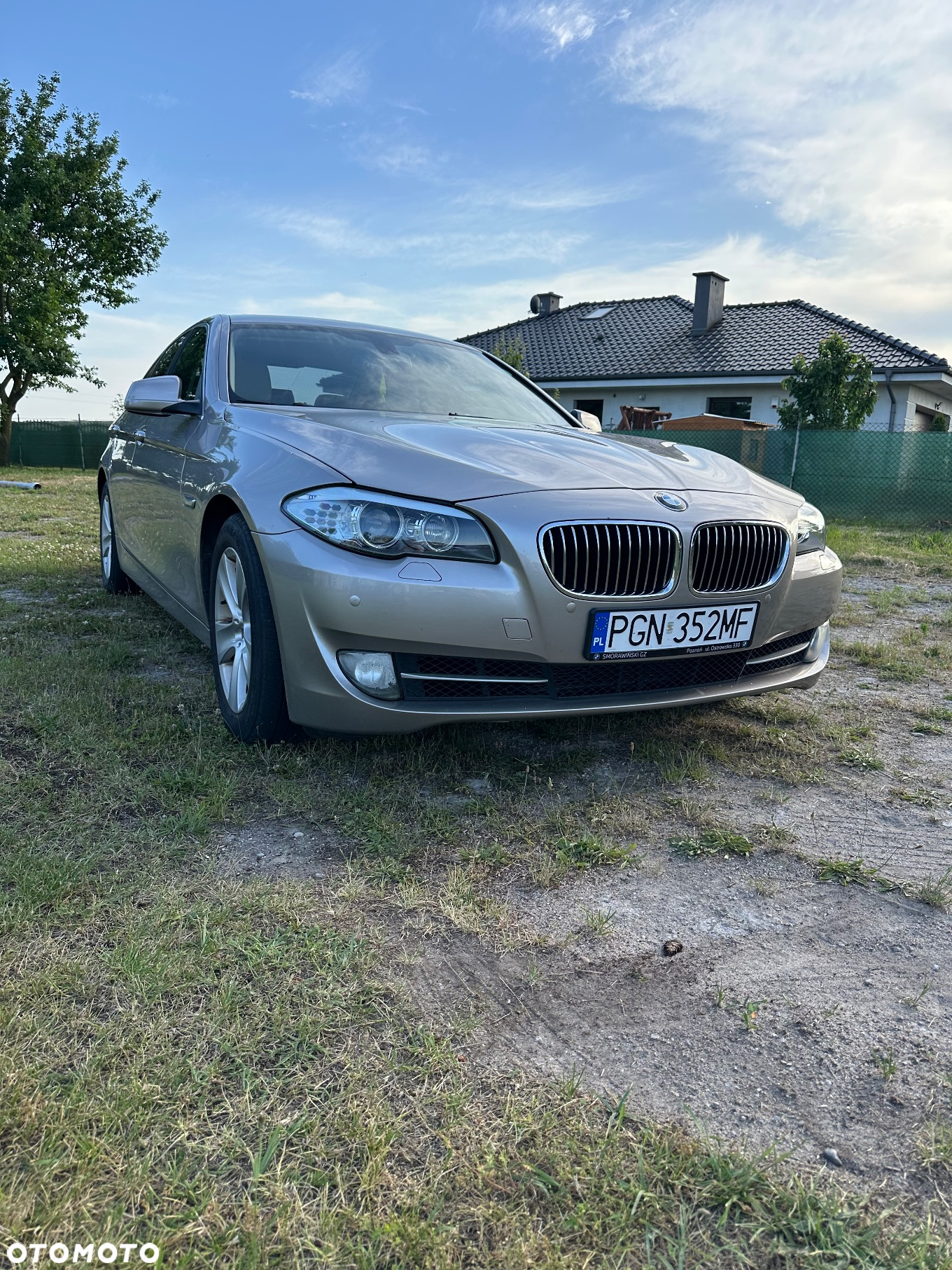 BMW Seria 5 528i xDrive - 2