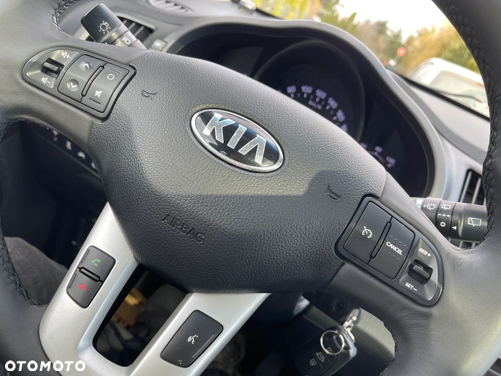 Kia Sportage 2.0 CRDI 4WD Dream-Team Edition - 18