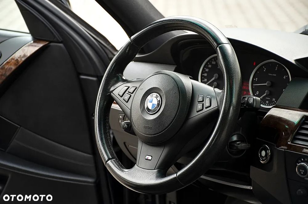 BMW Seria 5 530d - 35