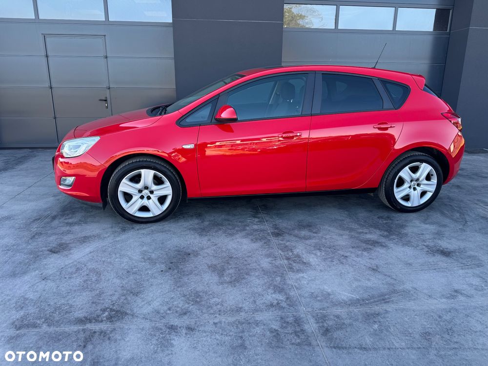 Opel Astra 1.4 ecoFLEX - 4