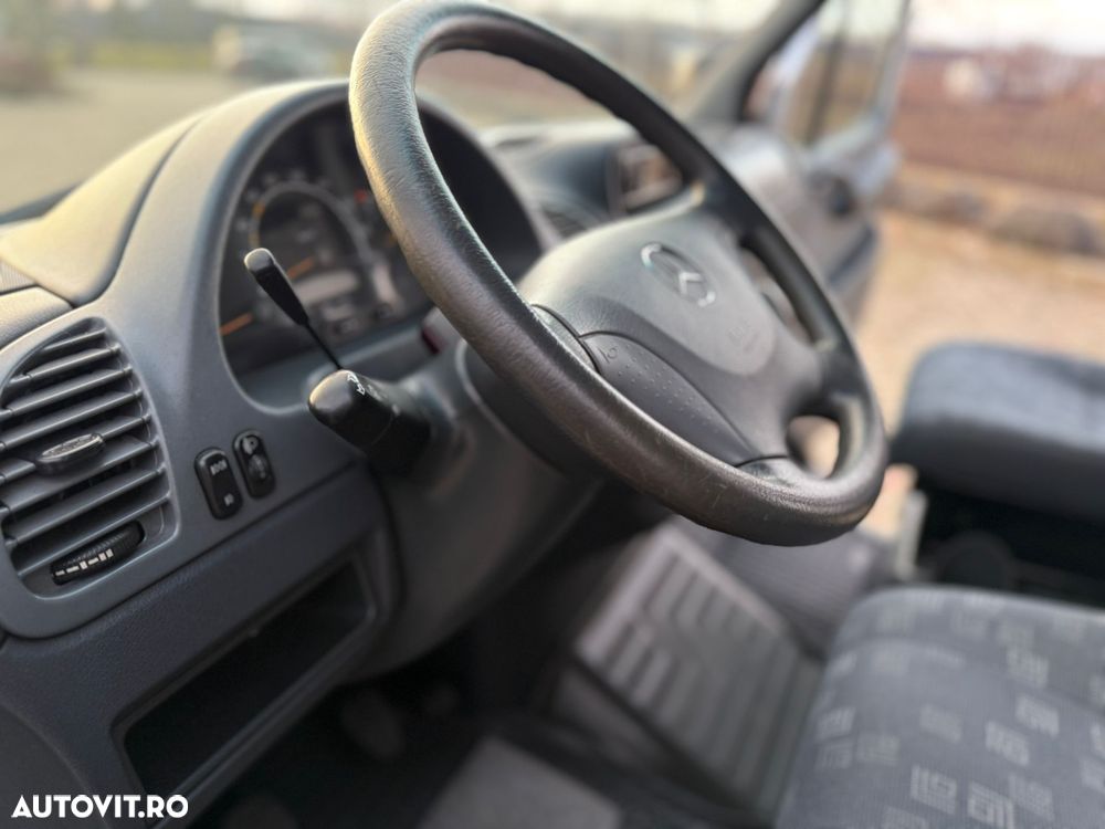 Mercedes-Benz Sprinter - 21