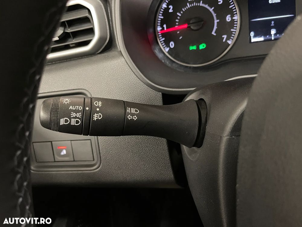Dacia Duster TCe 130 Journey - 25
