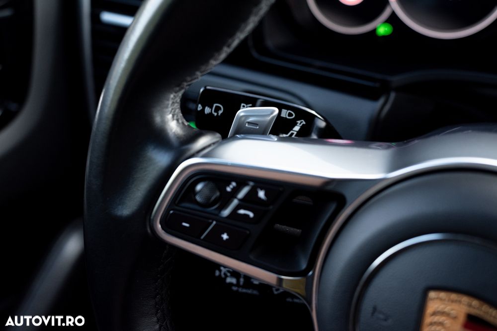 Porsche Cayenne Tiptronic S Platinum Edition - 16