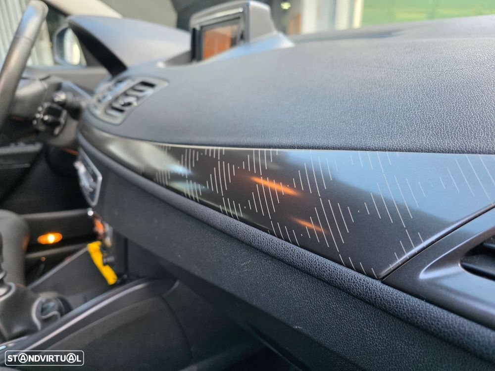 Renault Mégane Sport Tourer ENERGY dCi 110 Start & Stopp Dynamique - 24