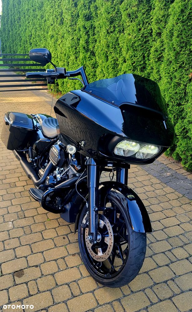 Harley-Davidson Touring Road Glide - 3