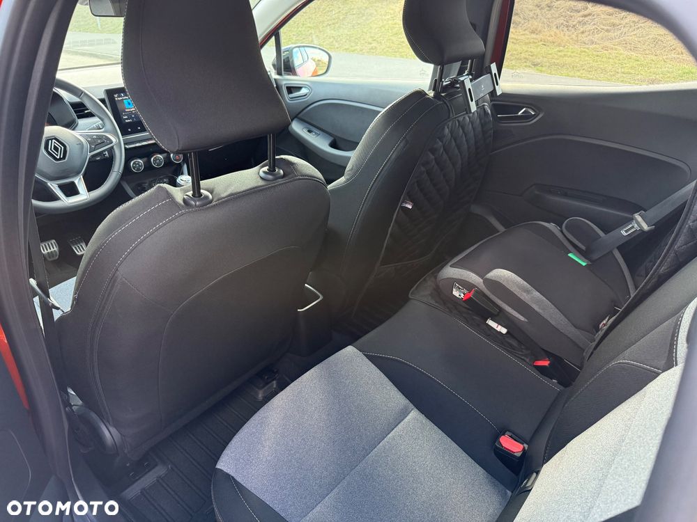 Renault Clio 1.0 TCe Evolution - 28