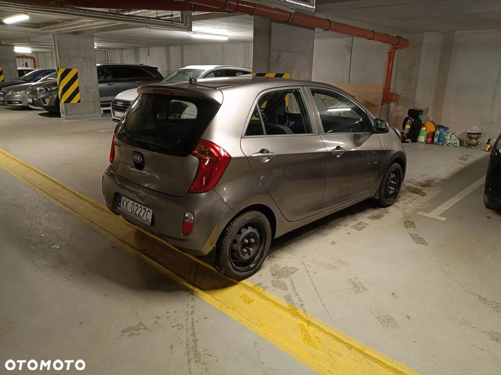Kia Picanto - 6